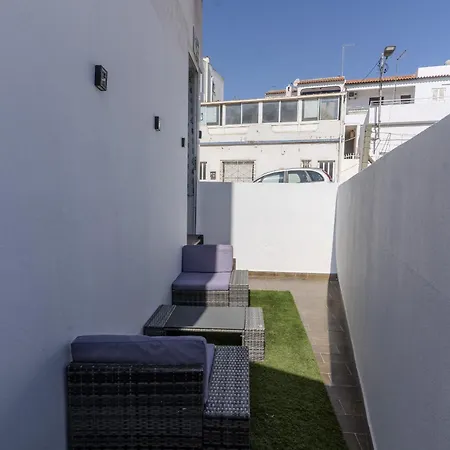 #381 Sunny In The Heart Of Albufeira